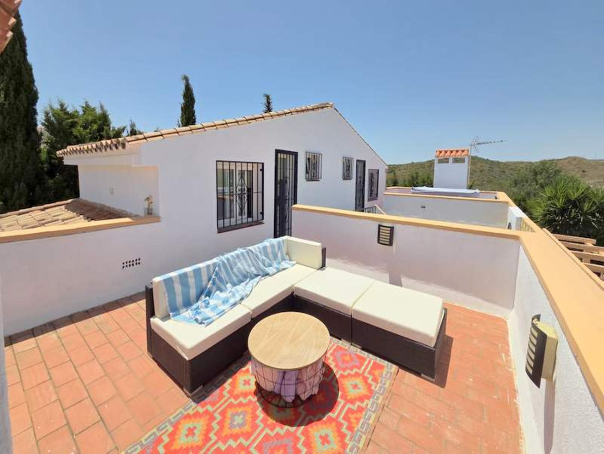 5 Bed Townhouse for sale in Manilva Costa Del Sol, Málaga, Spain