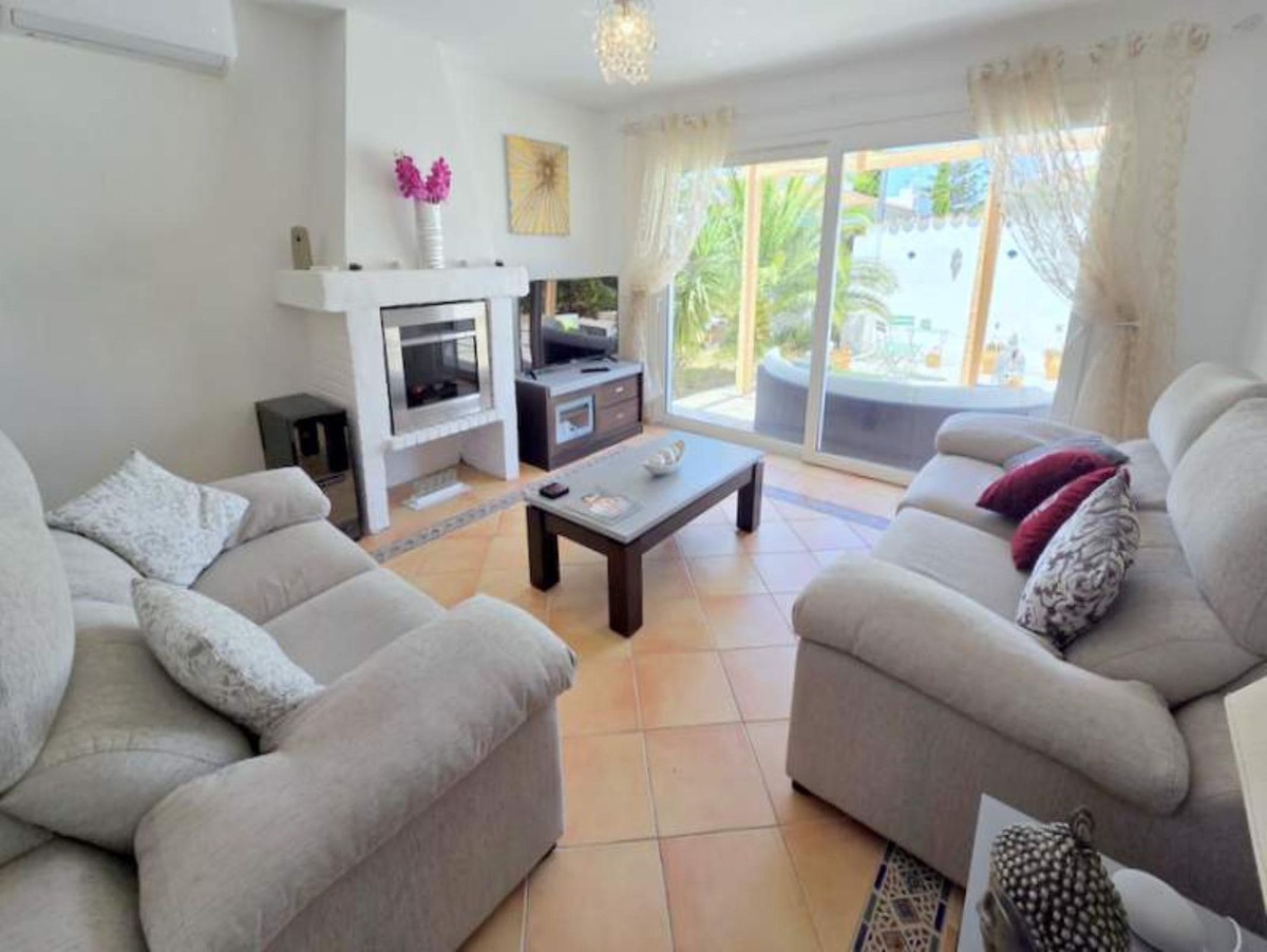 5 Bed Townhouse for sale in Manilva Costa Del Sol, Málaga, Spain
