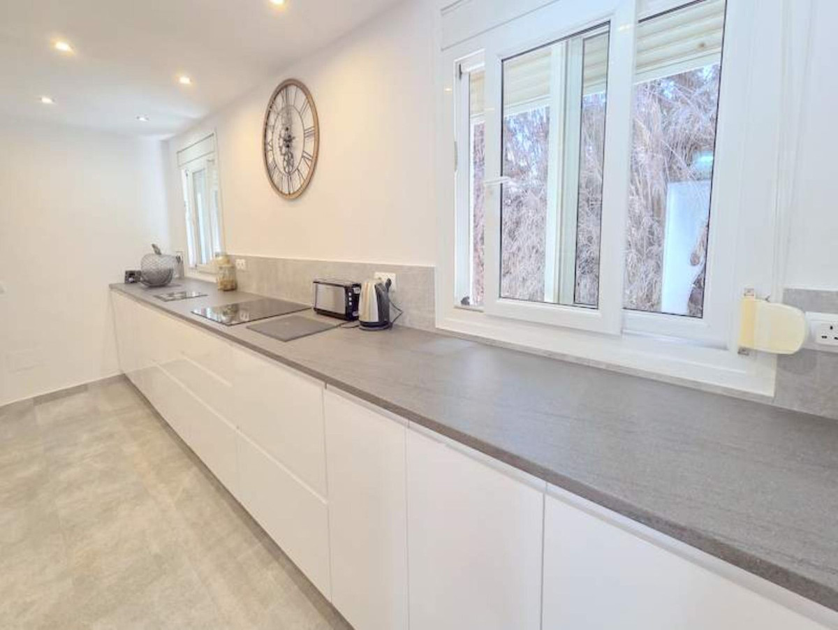 5 Bed Townhouse for sale in Manilva Costa Del Sol, Málaga, Spain
