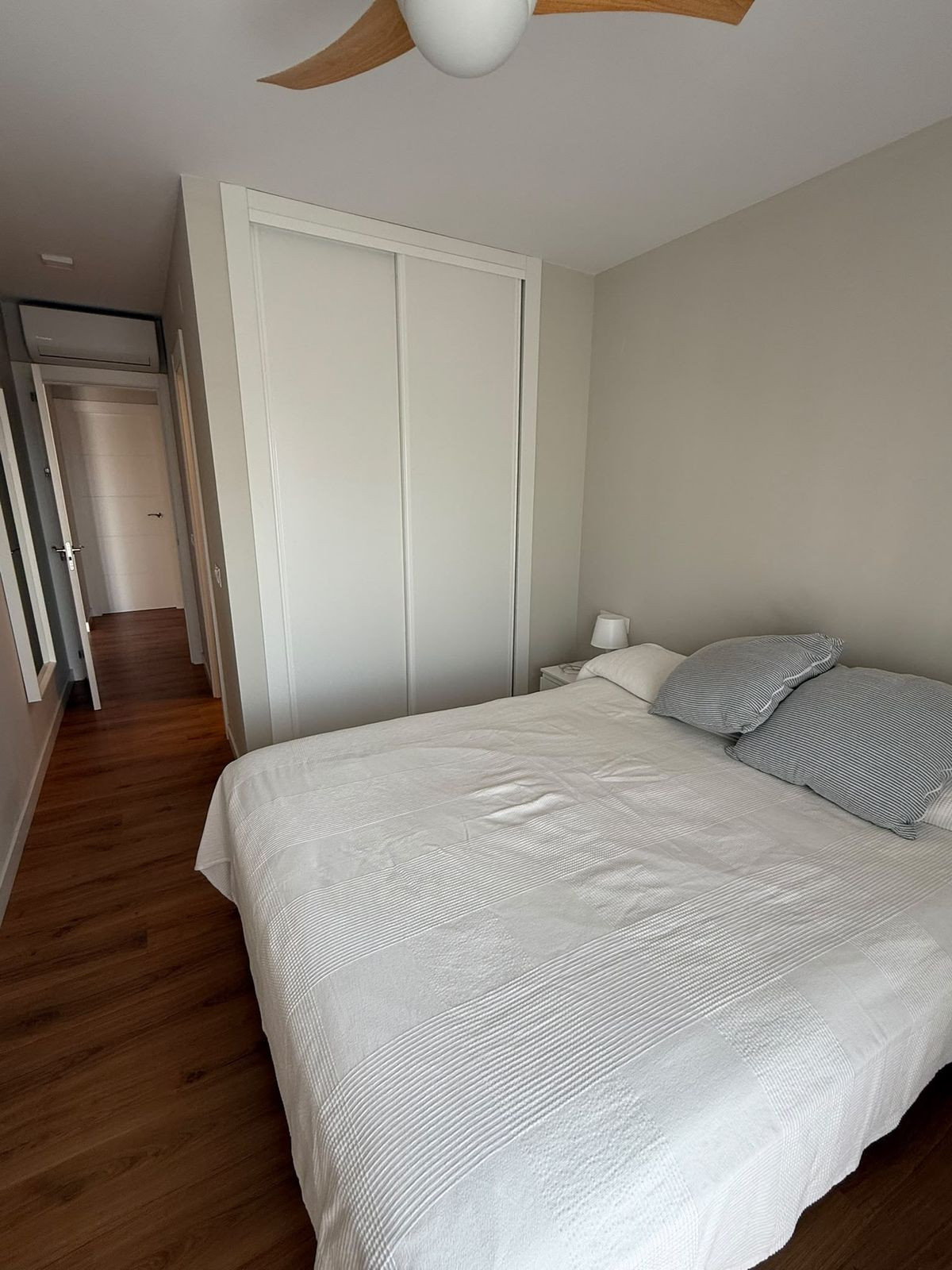 Se vende Apartamento Planta Media de 3 dormitorios en Costa Del Sol, Málaga, España