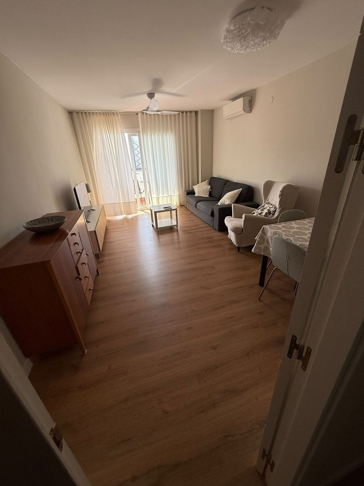 Se vende Apartamento Planta Media de 3 dormitorios en Costa Del Sol, Málaga, España