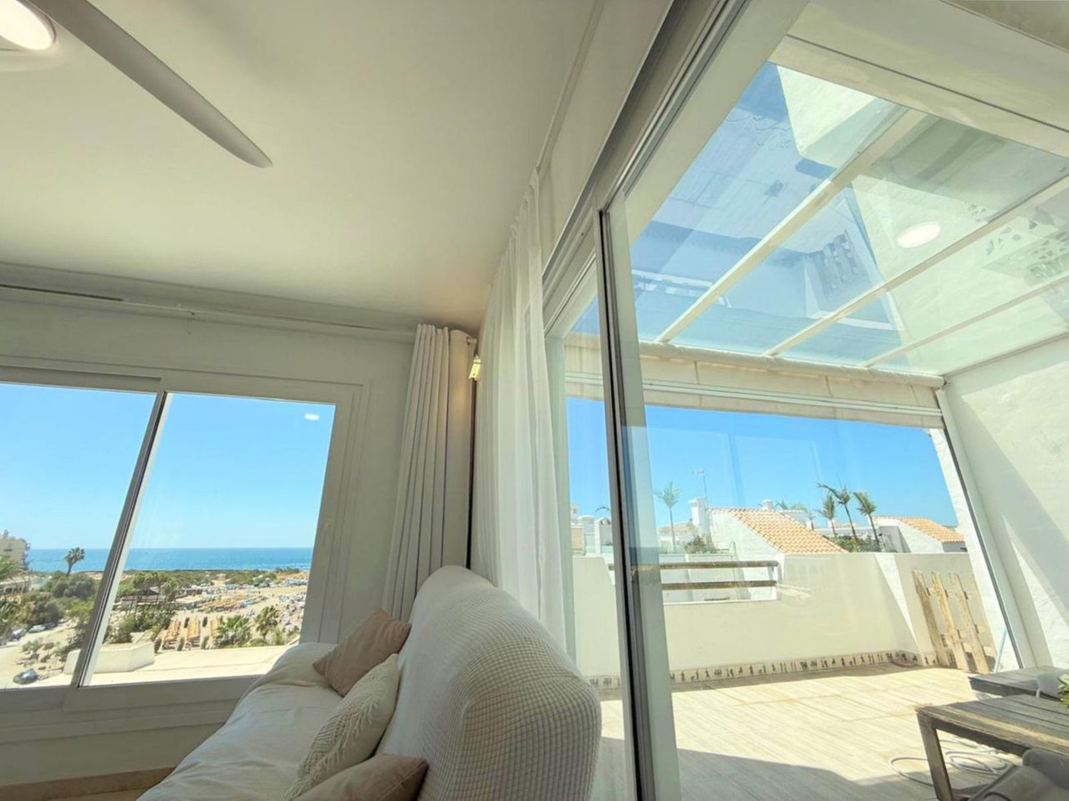 3 Bed Apartment for sale in Estepona Costa Del Sol, Málaga, Spain