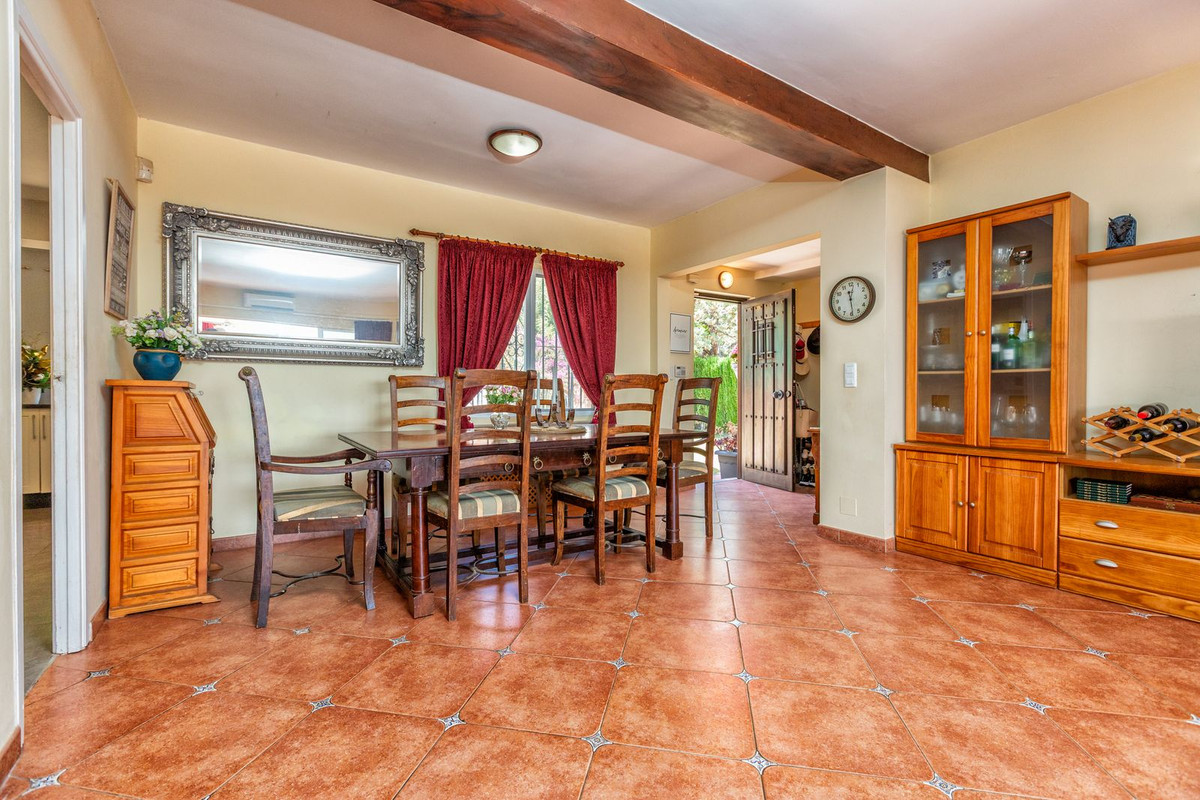 6 Bed Townhouse for sale in Mijas Costa Del Sol, Málaga, Spain
