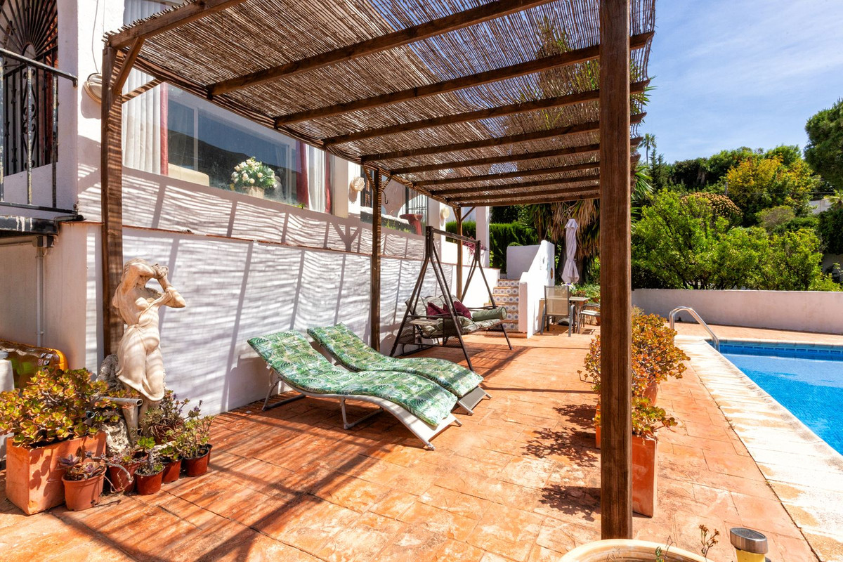 6 Bed Townhouse for sale in Mijas Costa Del Sol, Málaga, Spain