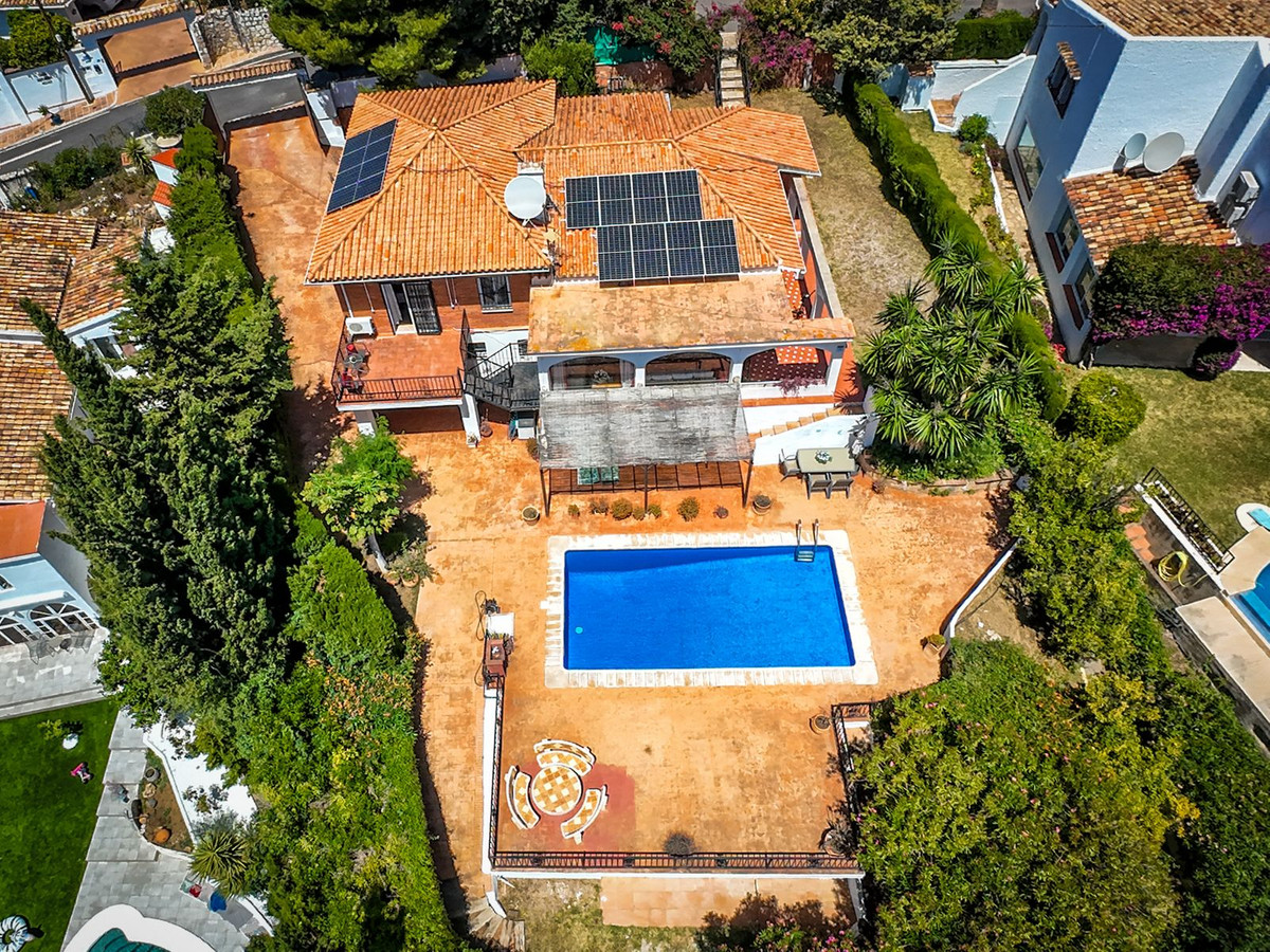 6 Bed Townhouse for sale in Mijas Costa Del Sol, Málaga, Spain