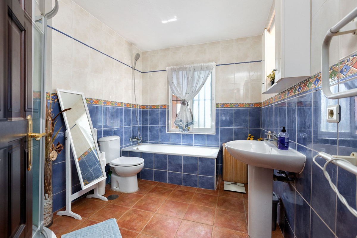 6 Bed Townhouse for sale in Mijas Costa Del Sol, Málaga, Spain