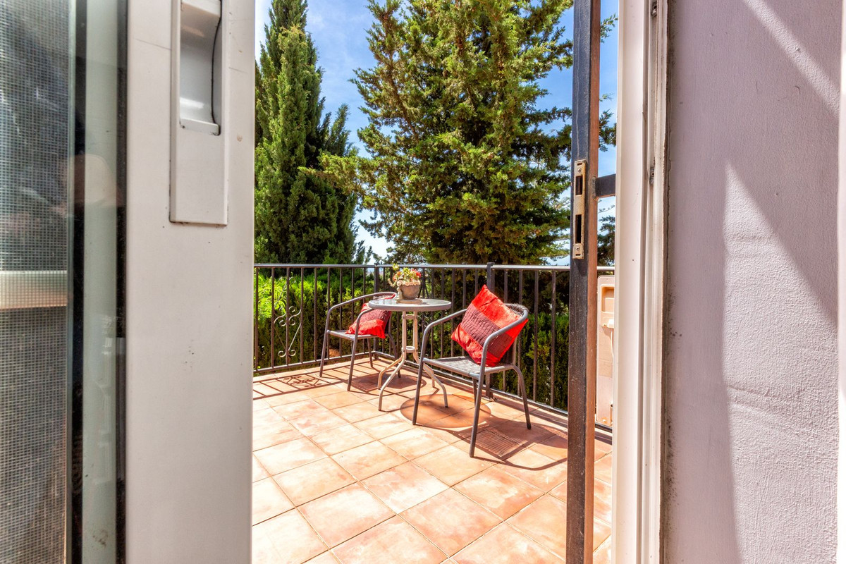 6 Bed Townhouse for sale in Mijas Costa Del Sol, Málaga, Spain