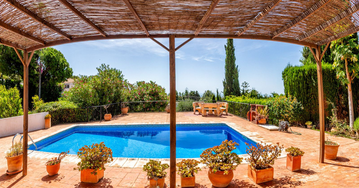 6 Bed Townhouse for sale in Mijas Costa Del Sol, Málaga, Spain