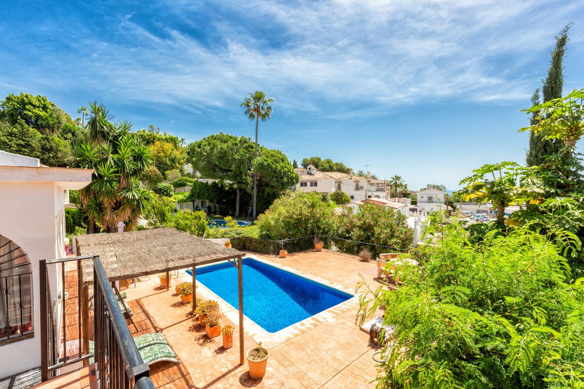 6 Bed Townhouse for sale in Mijas Costa Del Sol, Málaga, Spain