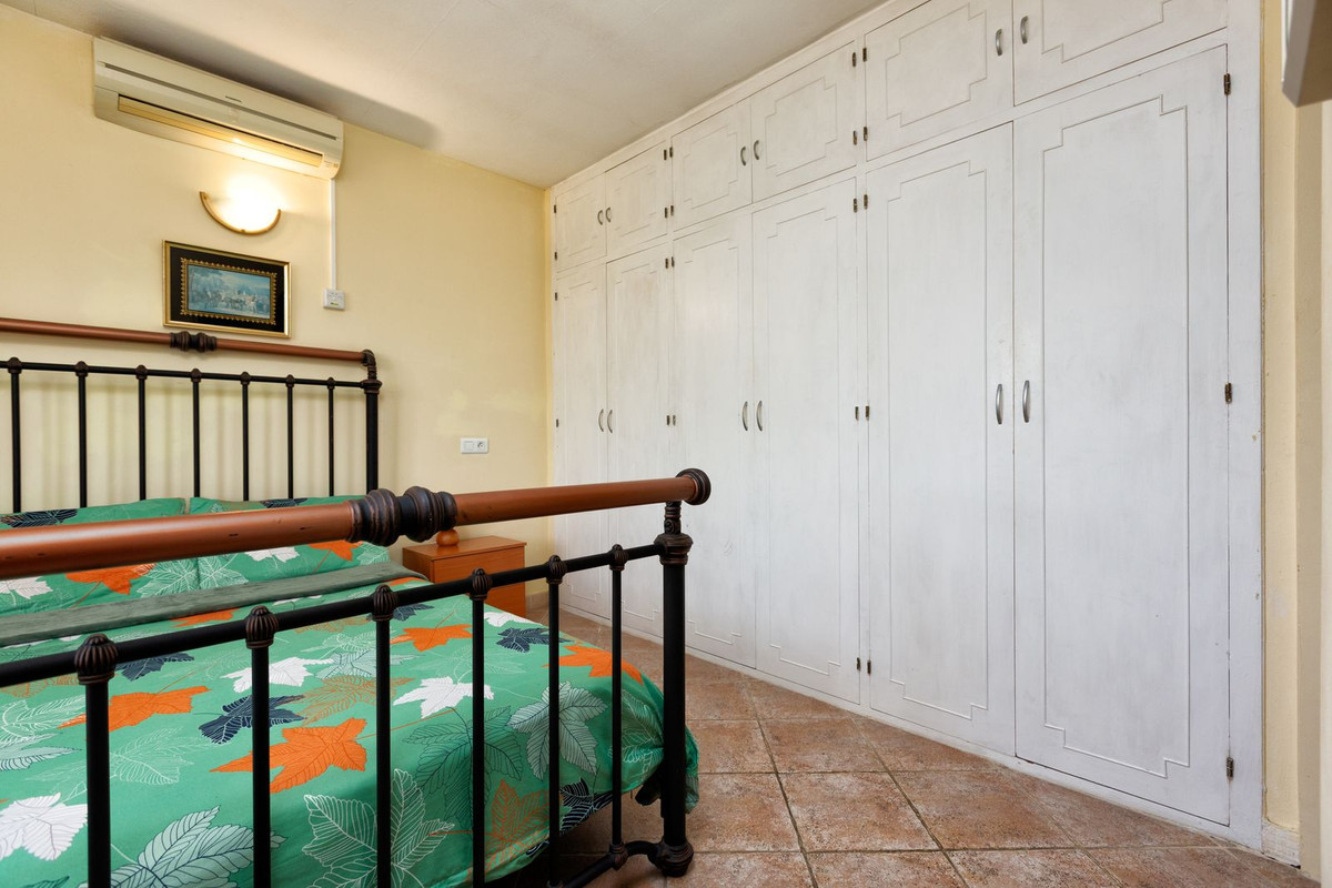6 Bed Townhouse for sale in Mijas Costa Del Sol, Málaga, Spain