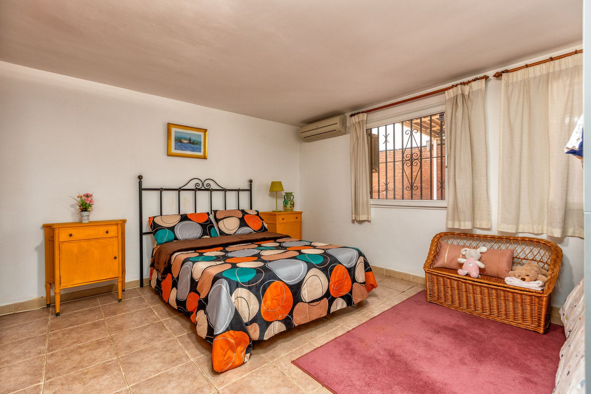 6 Bed Townhouse for sale in Mijas Costa Del Sol, Málaga, Spain