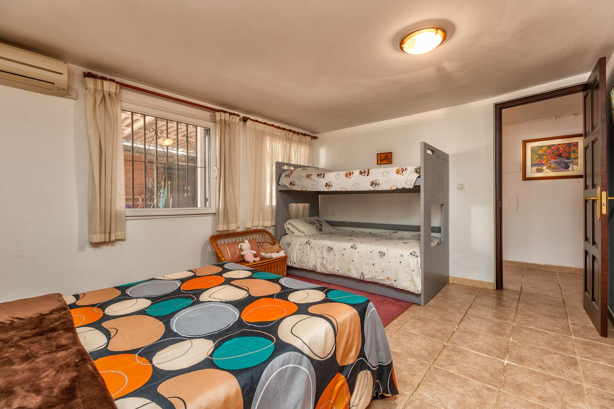 6 Bed Townhouse for sale in Mijas Costa Del Sol, Málaga, Spain