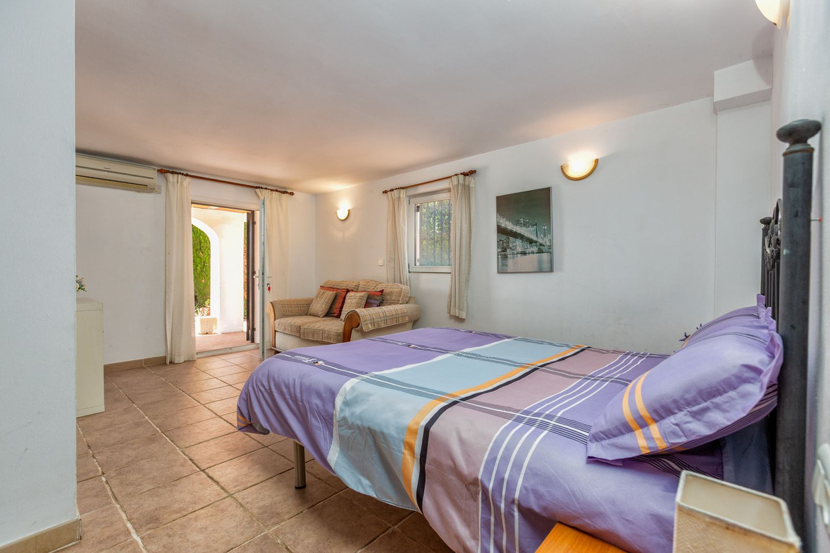 6 Bed Townhouse for sale in Mijas Costa Del Sol, Málaga, Spain