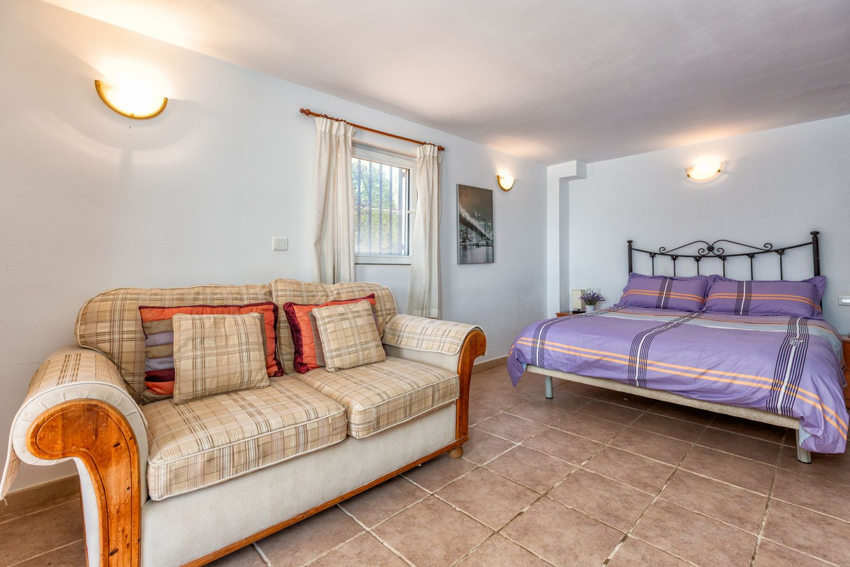 6 Bed Townhouse for sale in Mijas Costa Del Sol, Málaga, Spain