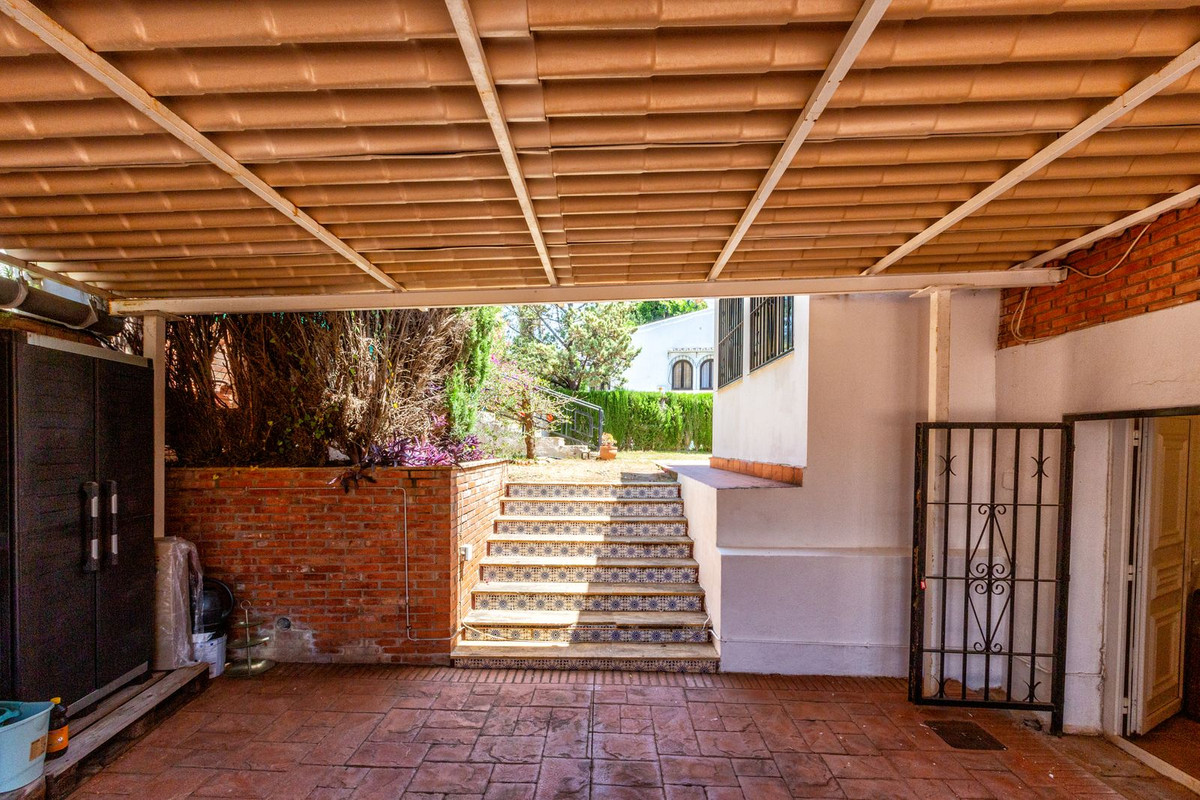 6 Bed Townhouse for sale in Mijas Costa Del Sol, Málaga, Spain