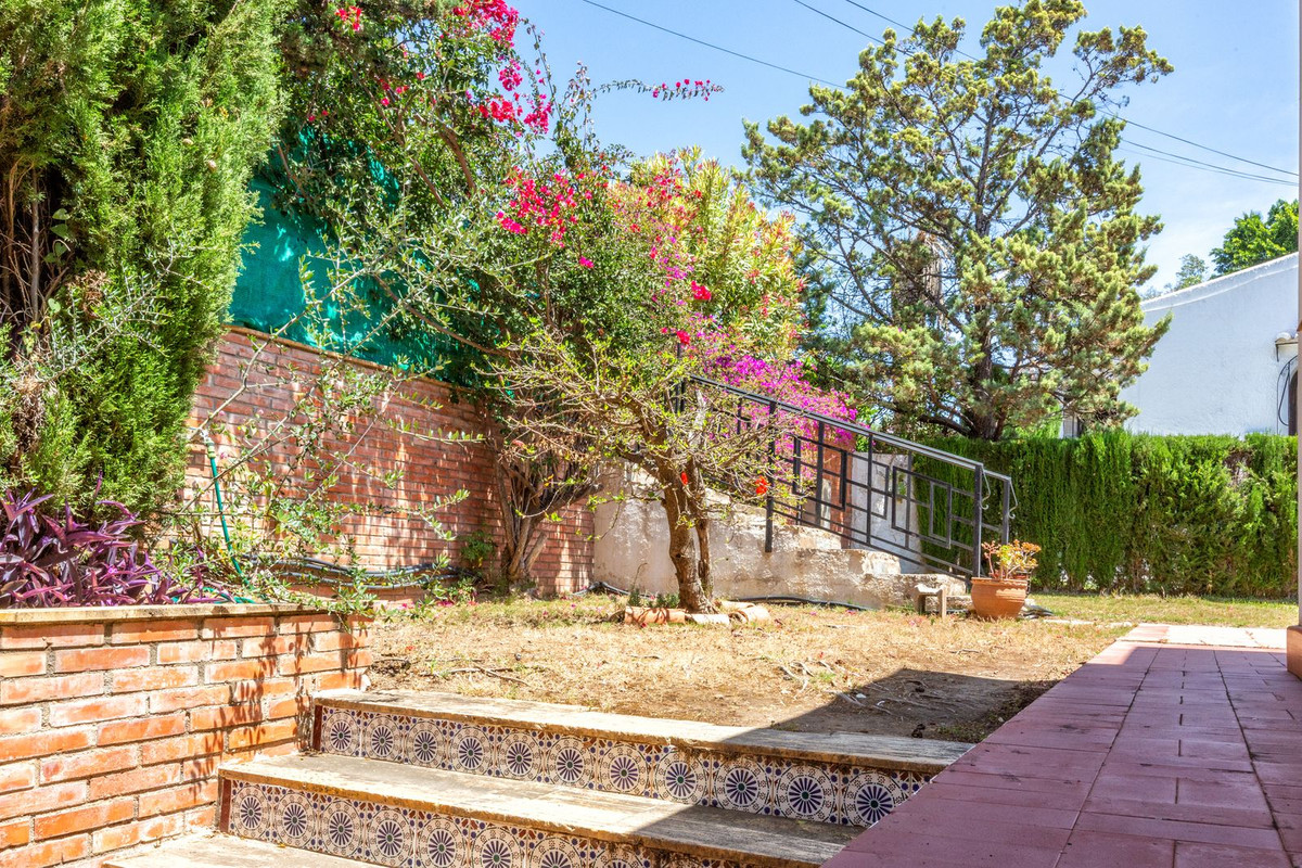 6 Bed Townhouse for sale in Mijas Costa Del Sol, Málaga, Spain
