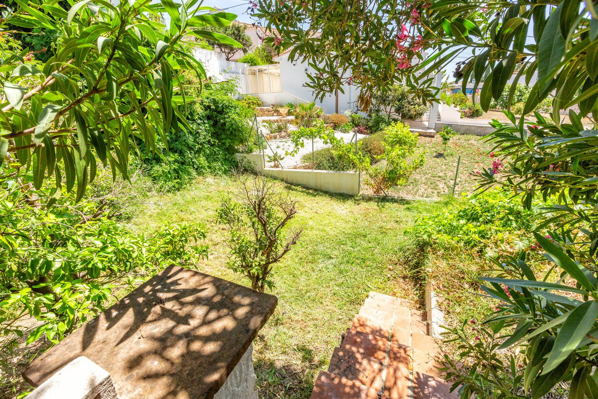 6 Bed Townhouse for sale in Mijas Costa Del Sol, Málaga, Spain