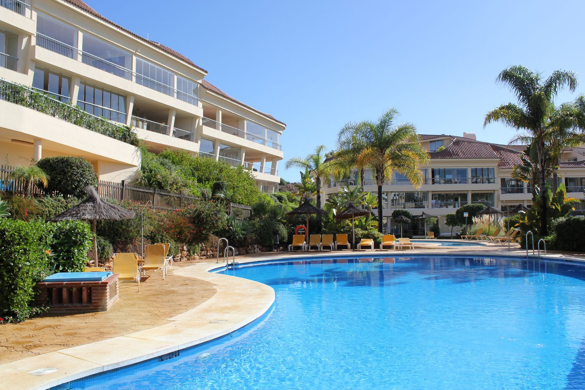 2 Bed Apartment for sale in Riviera Del Sol Costa Del Sol, Málaga, Spain