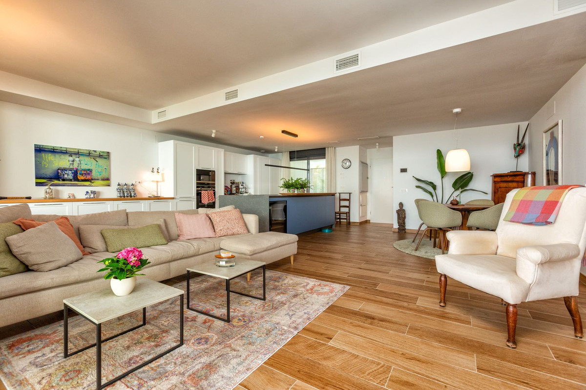 Se vende Apartamento Planta Baja de 3 dormitorios en Costa Del Sol, Málaga, España