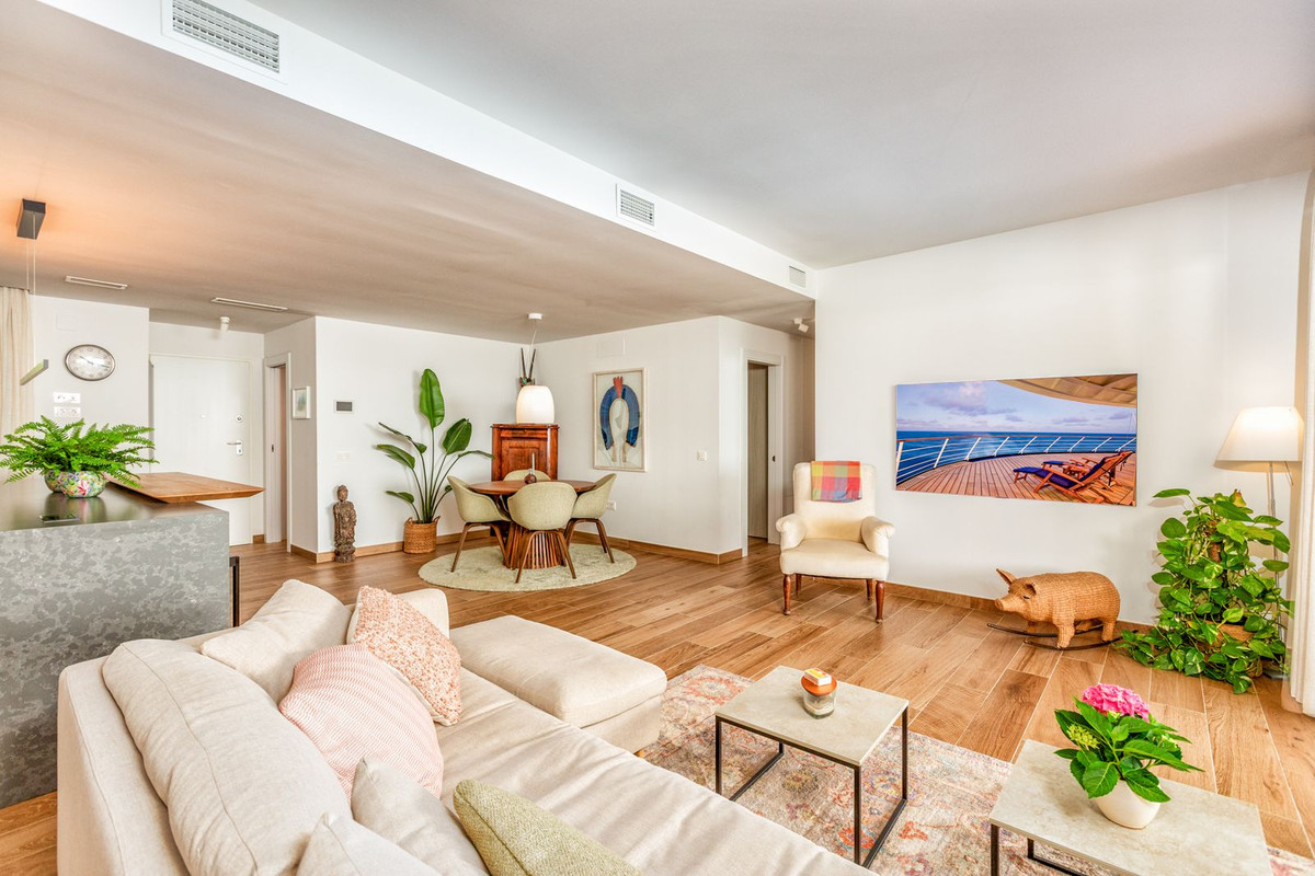 Se vende Apartamento Planta Baja de 3 dormitorios en Costa Del Sol, Málaga, España