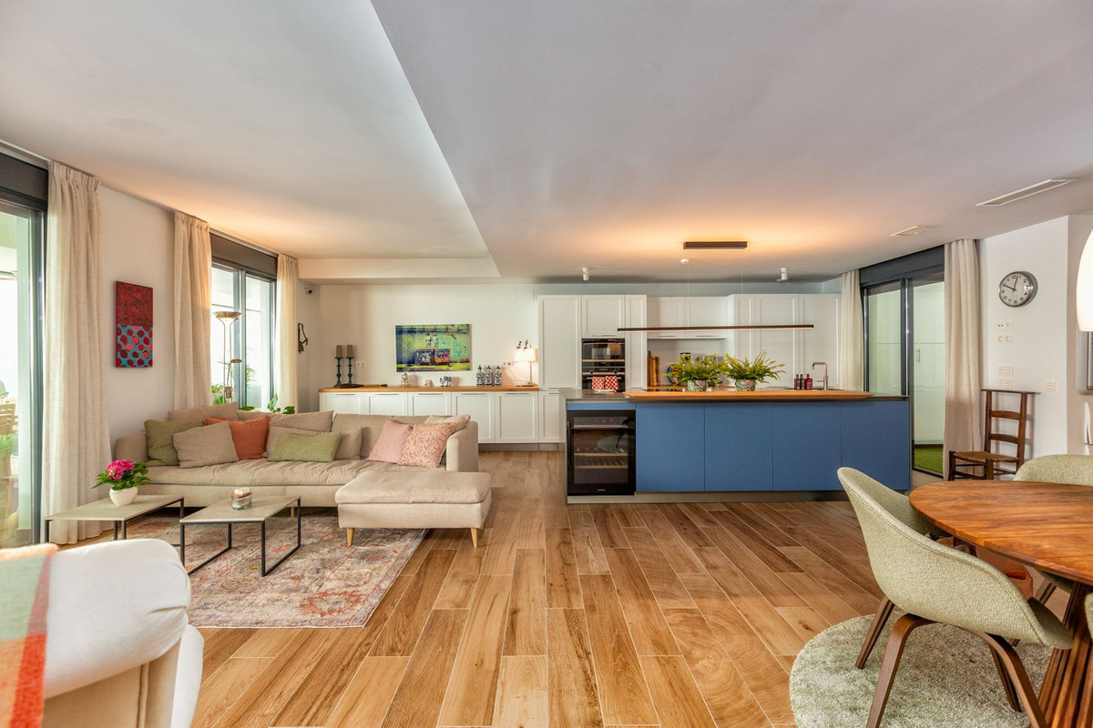 Se vende Apartamento Planta Baja de 3 dormitorios en Costa Del Sol, Málaga, España