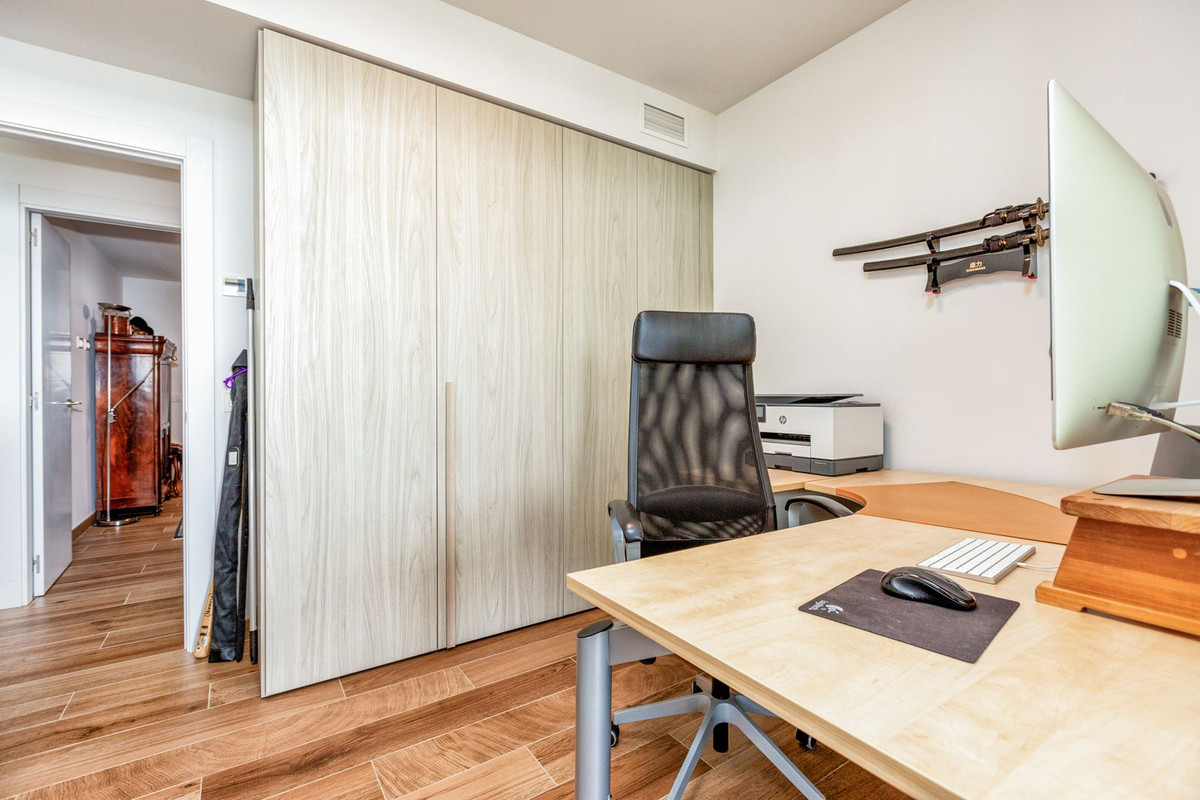 Se vende Apartamento Planta Baja de 3 dormitorios en Costa Del Sol, Málaga, España