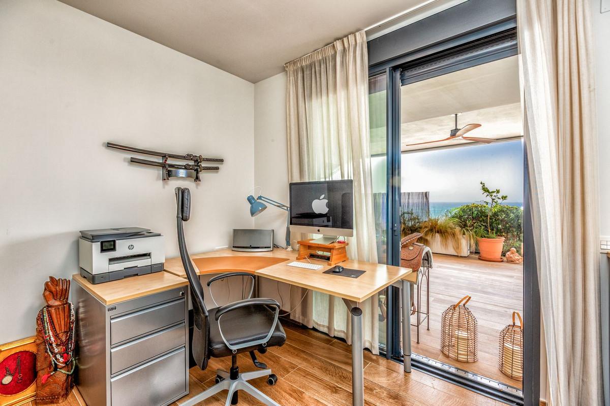 Se vende Apartamento Planta Baja de 3 dormitorios en Costa Del Sol, Málaga, España