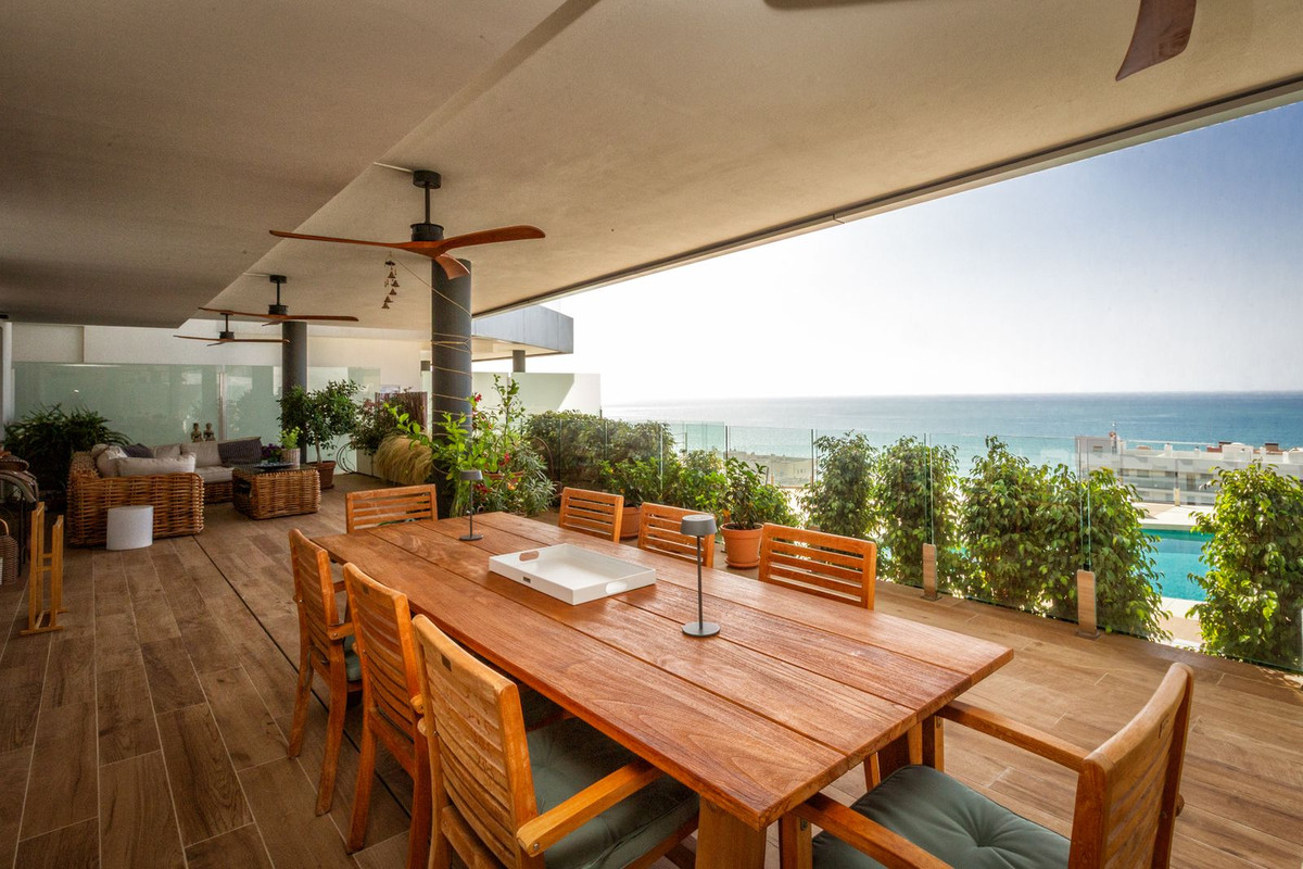 Se vende Apartamento Planta Baja de 3 dormitorios en Costa Del Sol, Málaga, España