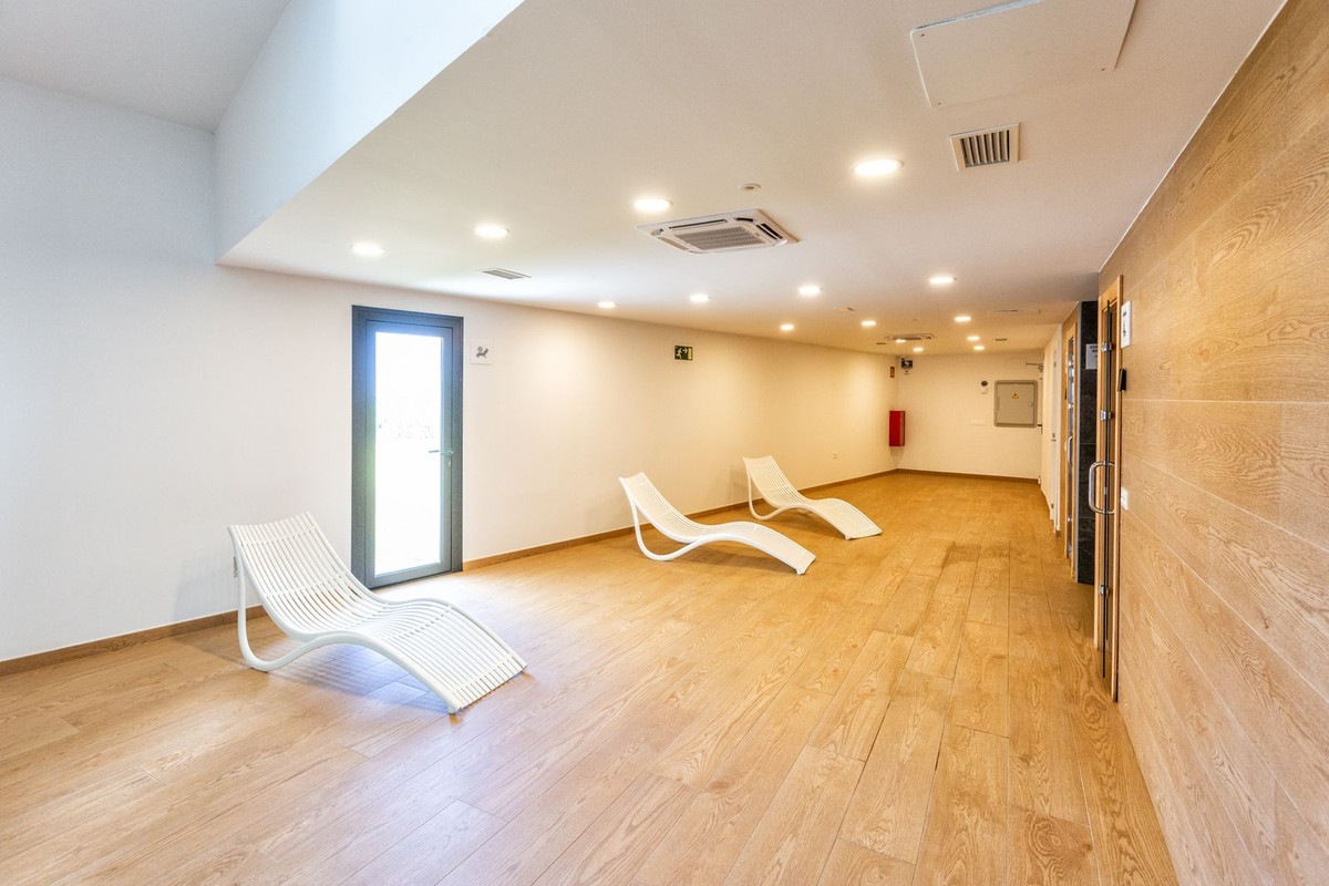 Se vende Apartamento Planta Baja de 3 dormitorios en Costa Del Sol, Málaga, España