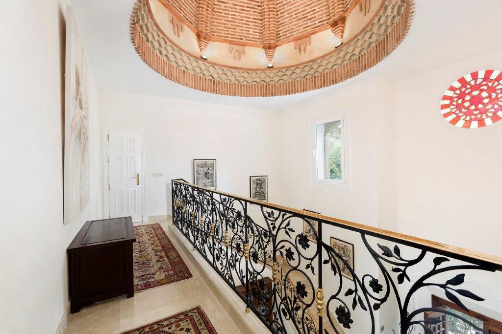 5 Bed Townhouse for sale in La Quinta Costa Del Sol, Málaga, Spain