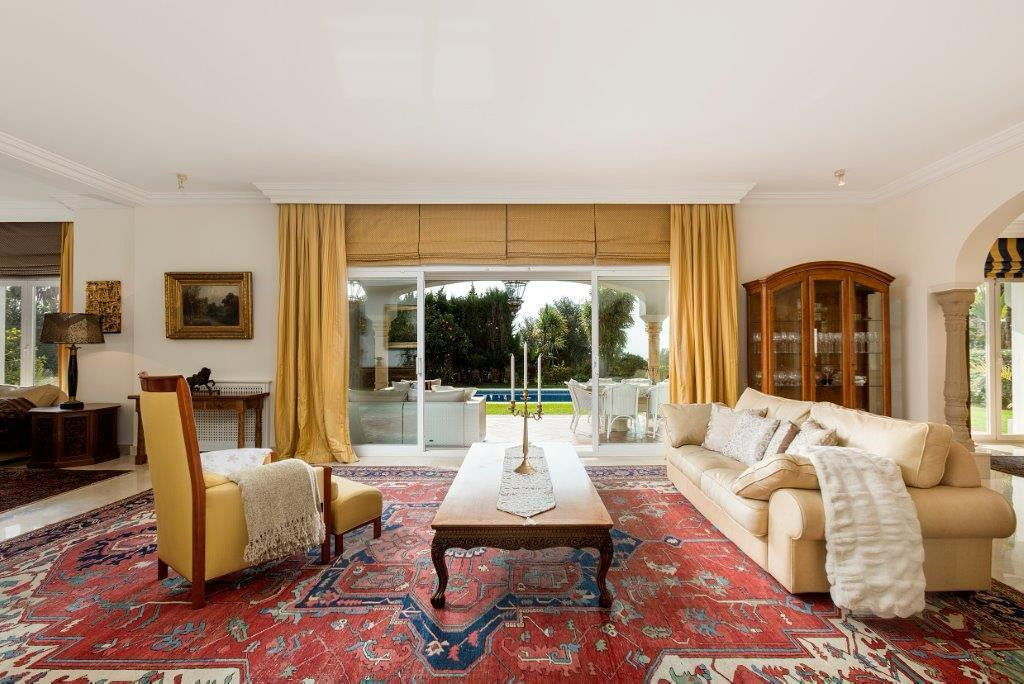 5 Bed Townhouse for sale in La Quinta Costa Del Sol, Málaga, Spain
