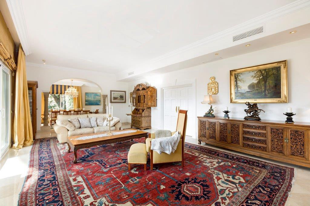 5 Bed Townhouse for sale in La Quinta Costa Del Sol, Málaga, Spain