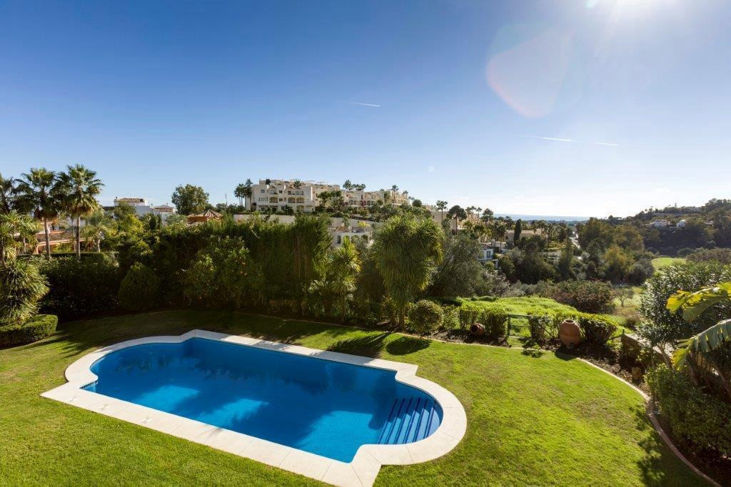 5 Bed Townhouse for sale in La Quinta Costa Del Sol, Málaga, Spain