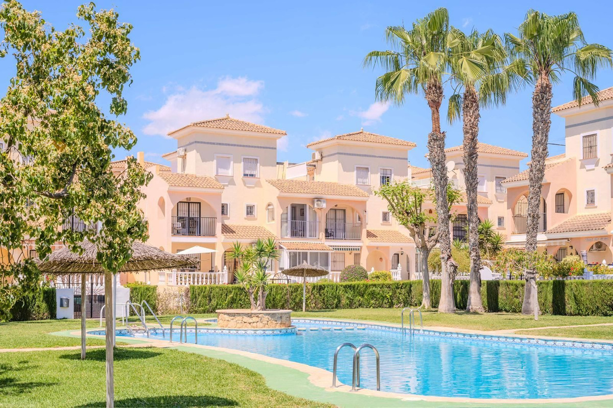 3 Bed Townhouse for sale in Playa Flamenca Costa Blanca, Alicante, Spain