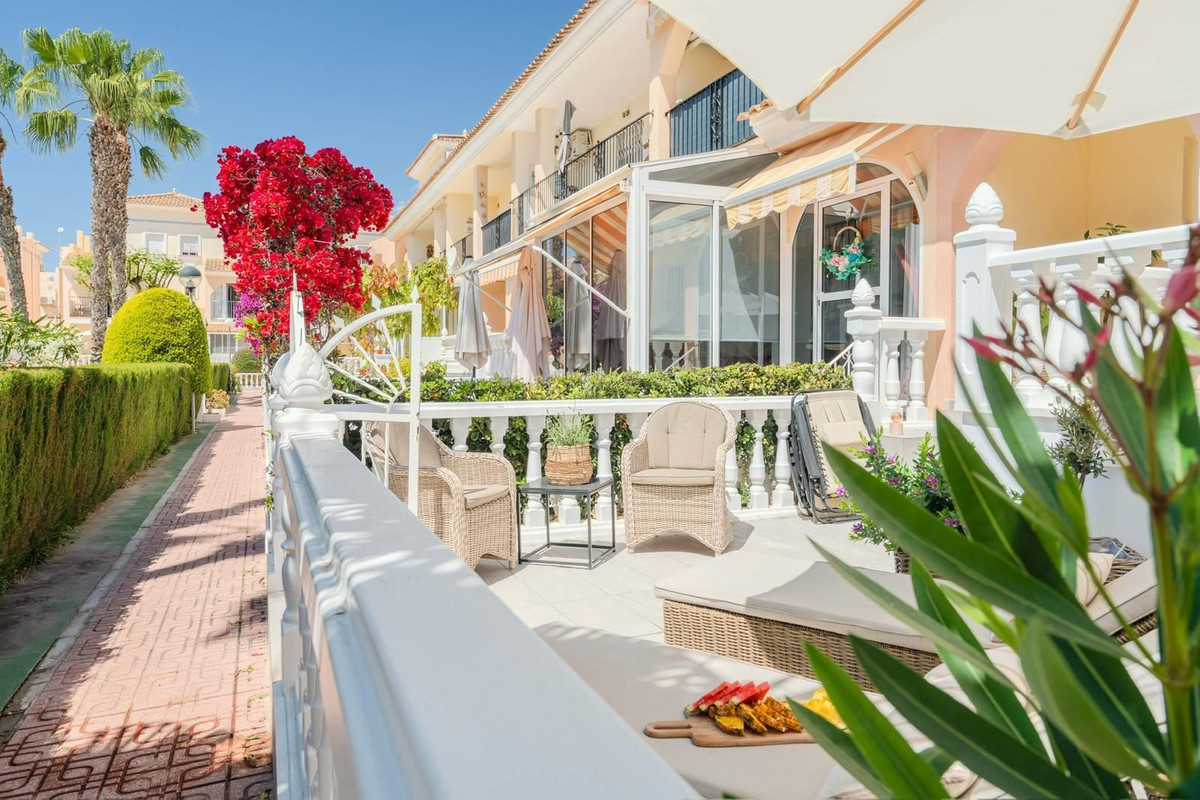 3 Bed Townhouse for sale in Playa Flamenca Costa Blanca, Alicante, Spain