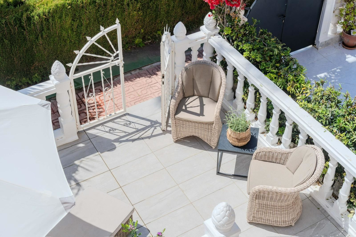 3 Bed Townhouse for sale in Playa Flamenca Costa Blanca, Alicante, Spain