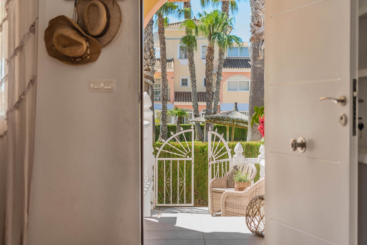 3 Bed Townhouse for sale in Playa Flamenca Costa Blanca, Alicante, Spain
