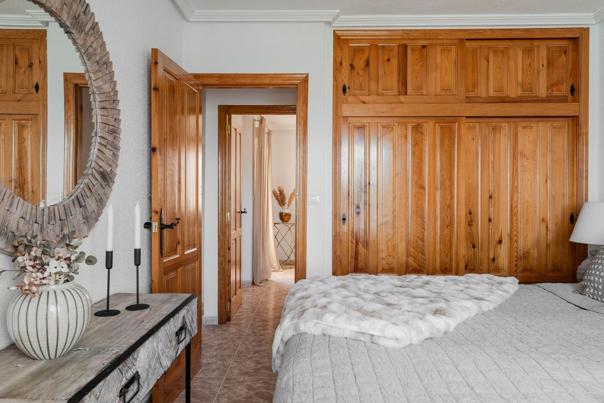 3 Bed Townhouse for sale in Playa Flamenca Costa Blanca, Alicante, Spain