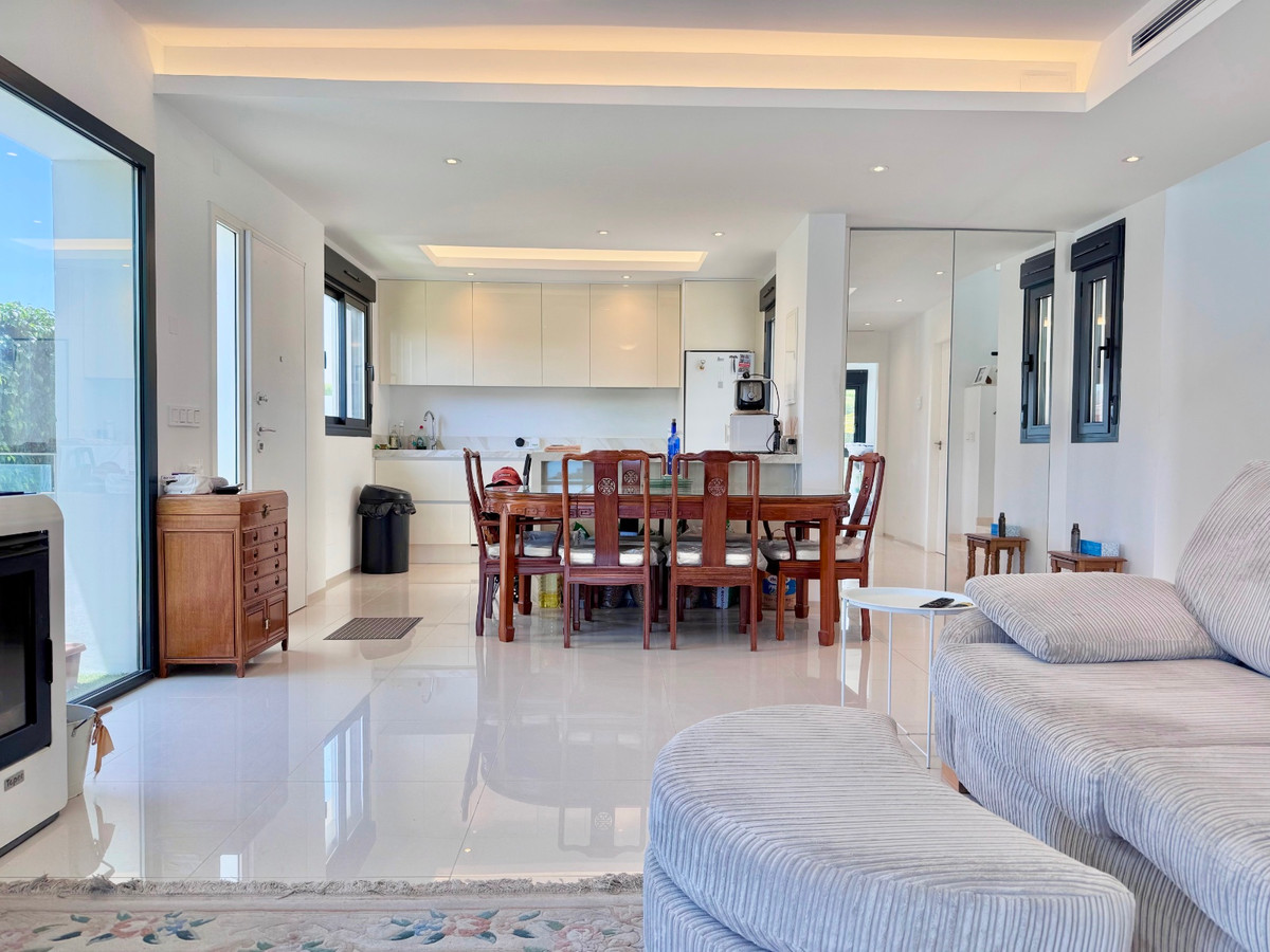 4 Bed Townhouse for sale in Ciudad Quesada Costa Blanca, Alicante, Spain