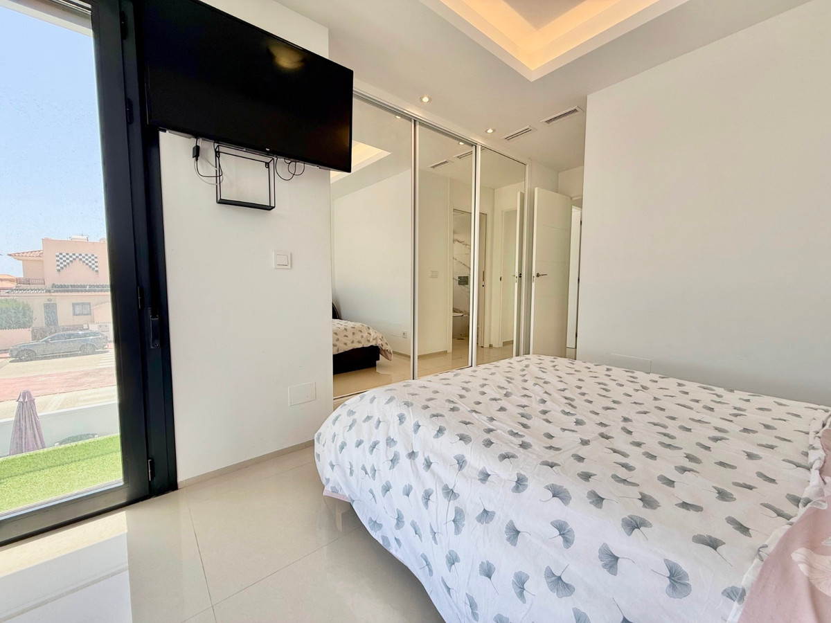 4 Bed Townhouse for sale in Ciudad Quesada Costa Blanca, Alicante, Spain