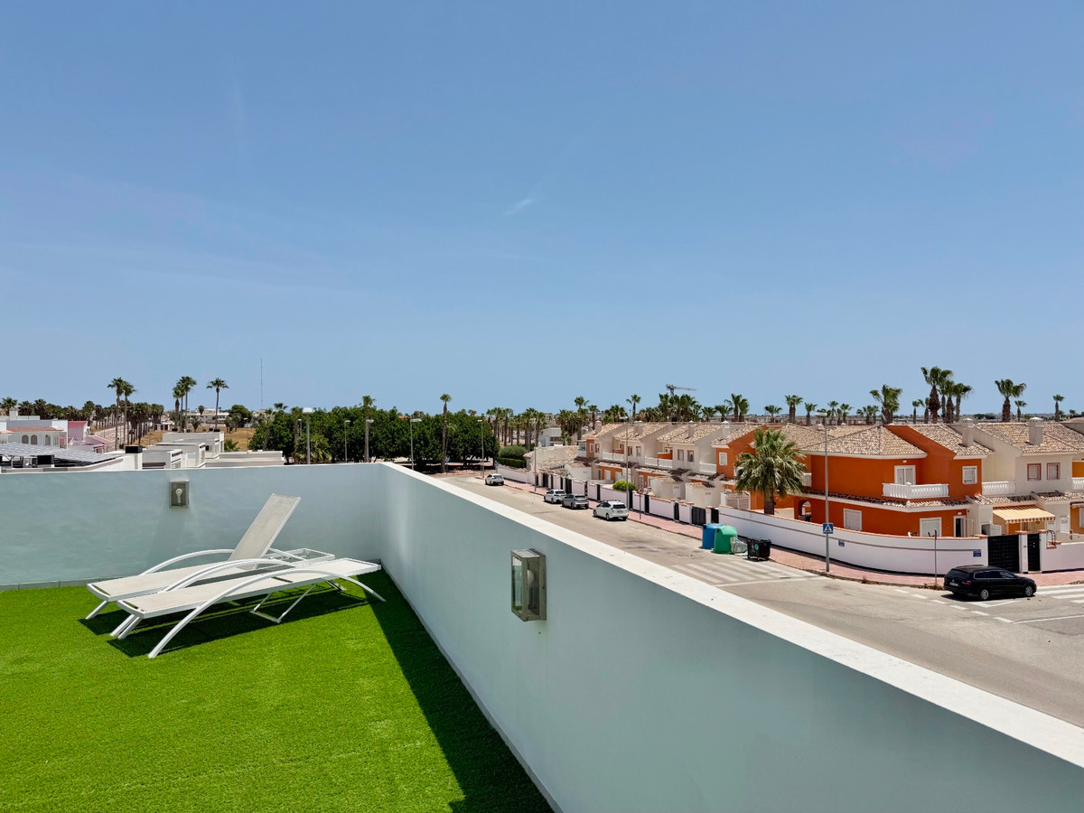 4 Bed Townhouse for sale in Ciudad Quesada Costa Blanca, Alicante, Spain