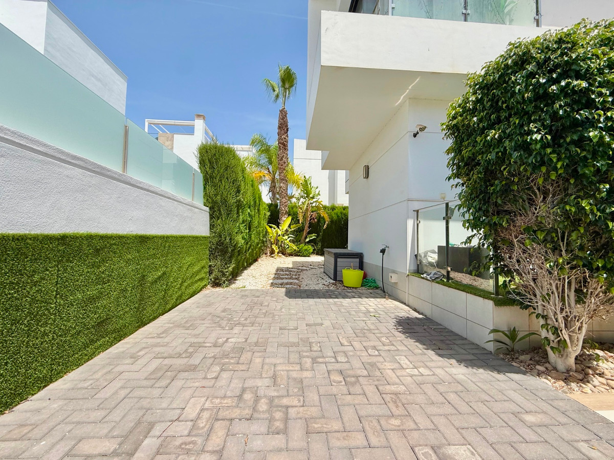 4 Bed Townhouse for sale in Ciudad Quesada Costa Blanca, Alicante, Spain