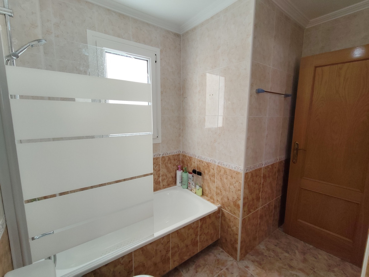 2 Bed Apartment for sale in Cabo Roig Costa Blanca, Alicante, Spain