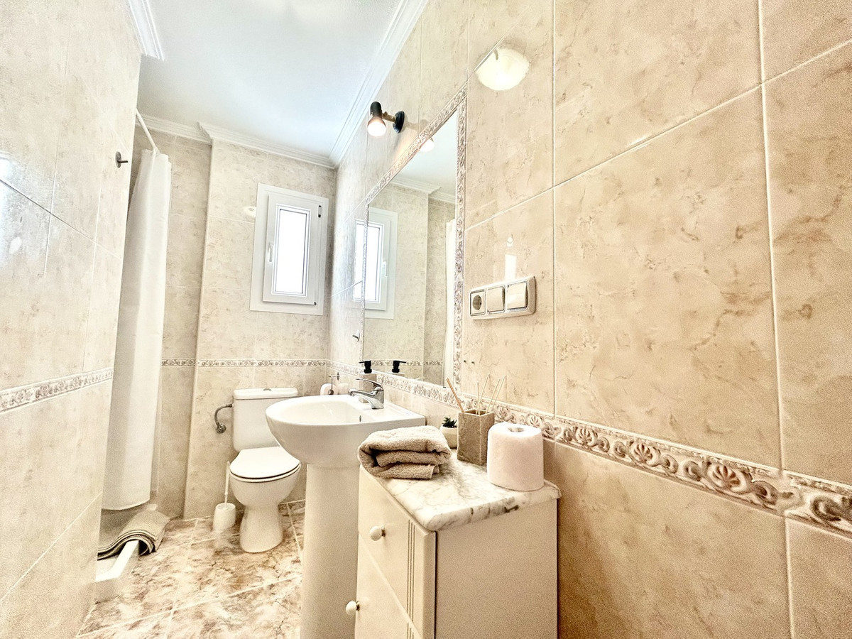 2 Bed Apartment for sale in Cabo Roig Costa Blanca, Alicante, Spain