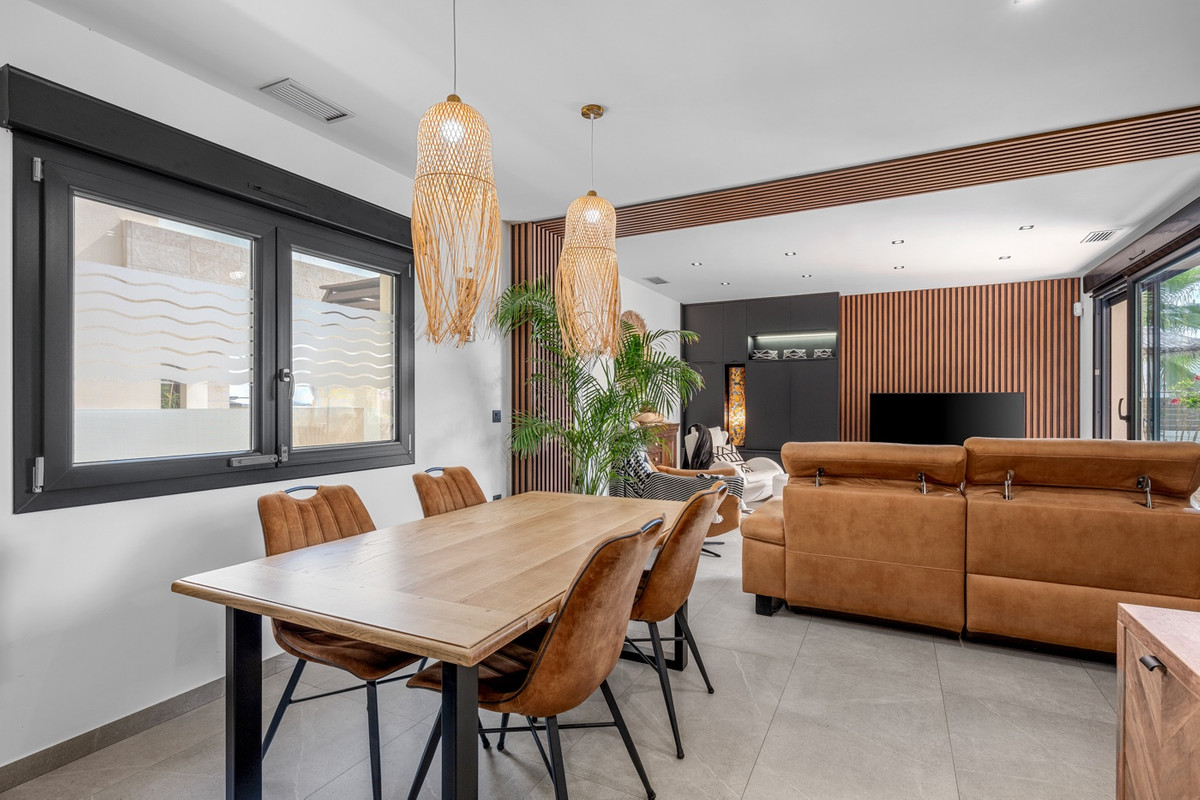 3 Bed Townhouse for sale in Benijofar Costa Blanca, Alicante, Spain