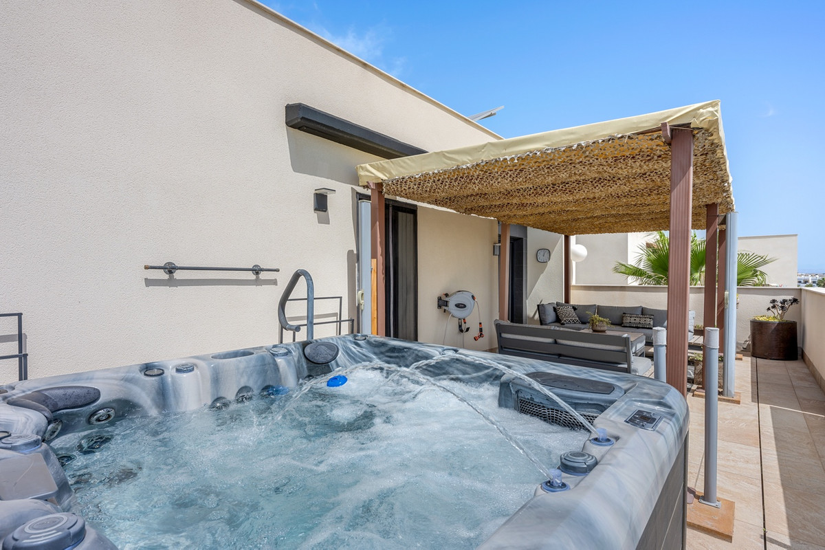 3 Bed Townhouse for sale in Benijofar Costa Blanca, Alicante, Spain