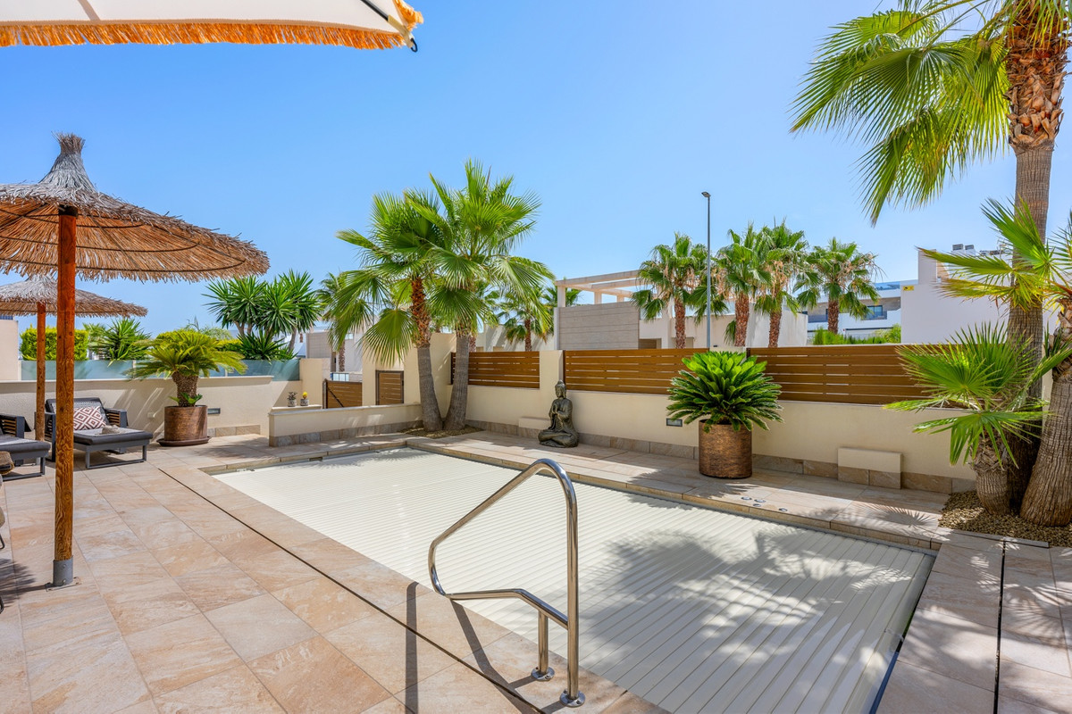 3 Bed Townhouse for sale in Benijofar Costa Blanca, Alicante, Spain