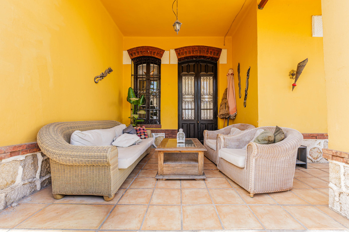 Se vende Villa - Chalet de 7 dormitorios en Costa Del Sol, Málaga, España