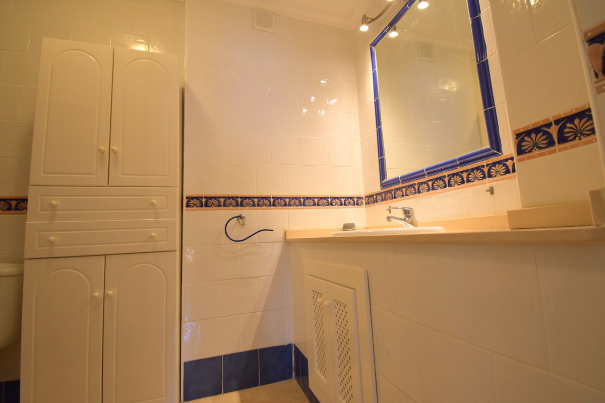 Se vende Apartamento Planta Baja de 2 dormitorios en Costa Blanca, Alicante, España