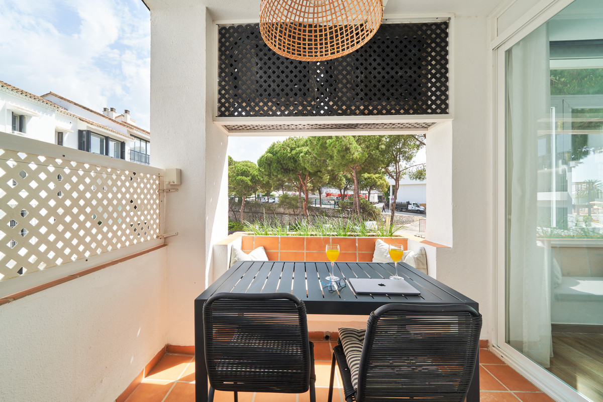 2 Bed Apartment for sale in Elviria Costa Del Sol, Málaga, Spain
